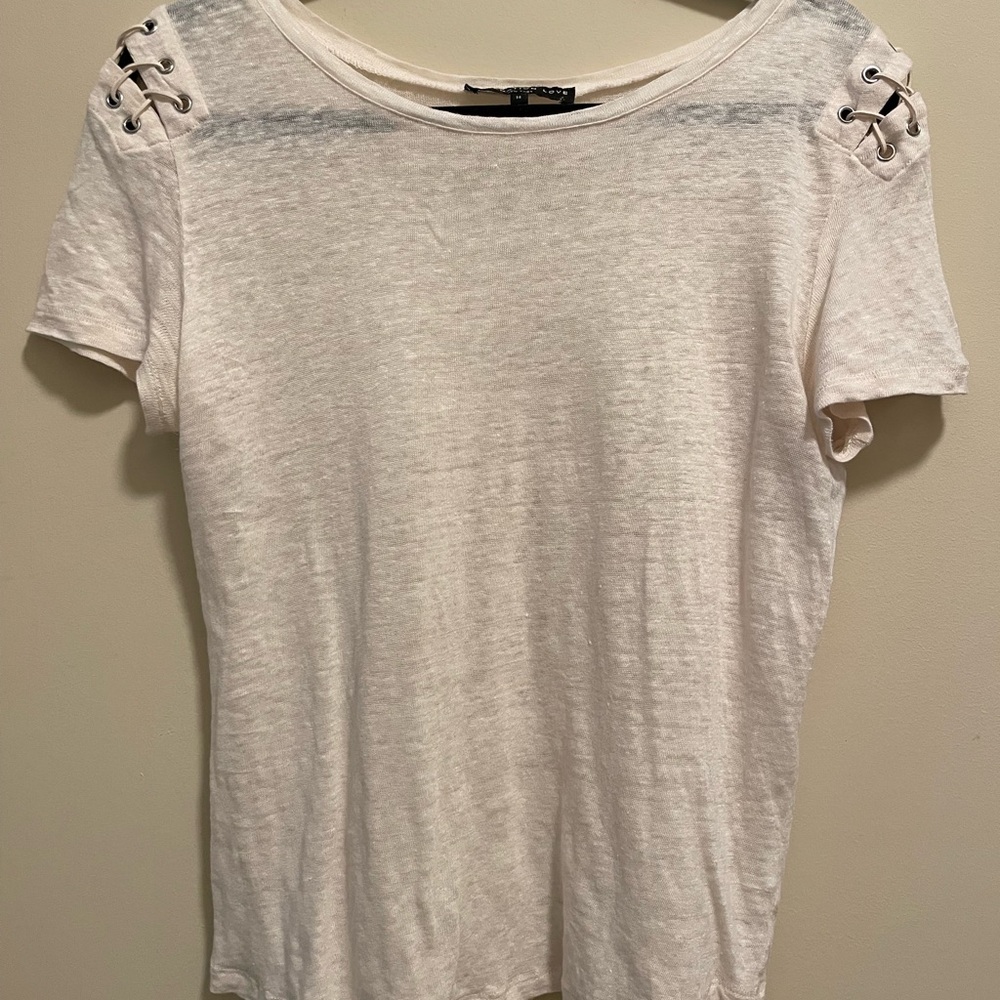Cream white linen med Generation Love top w/laced detail on shoulders/open back
